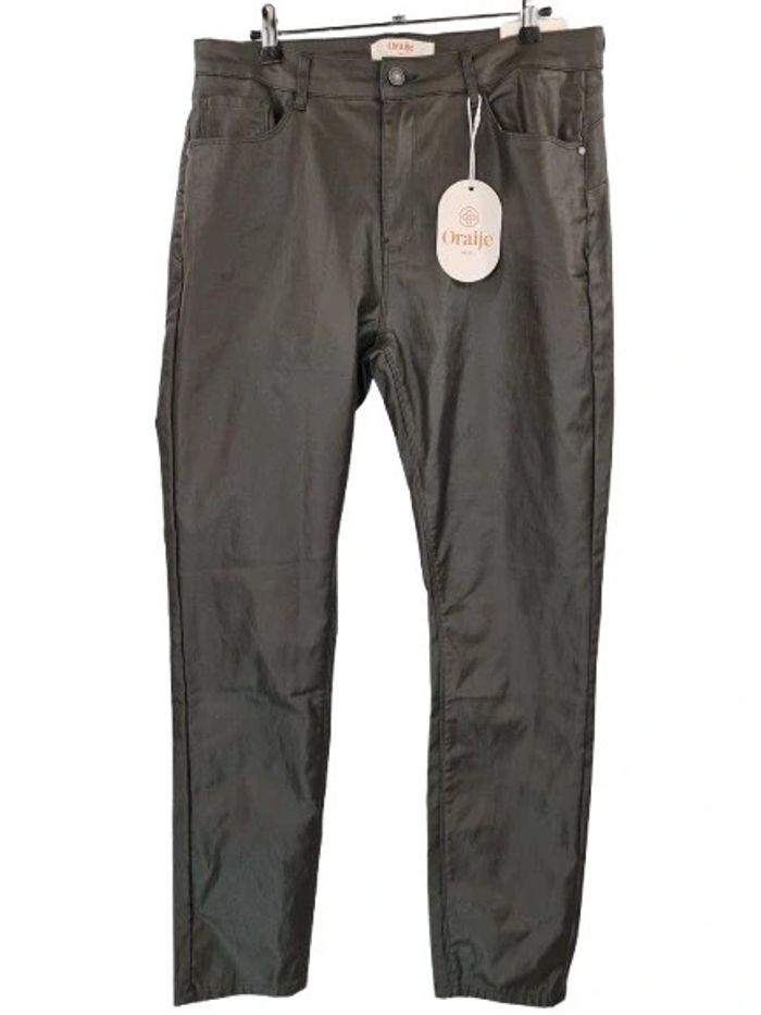Pantalon enduit oraije