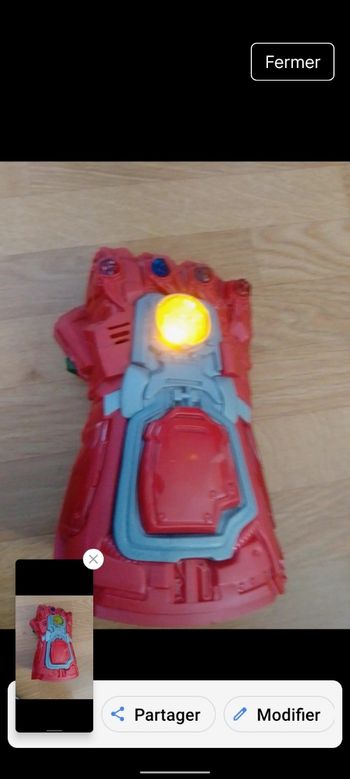 Gant iron man électronique