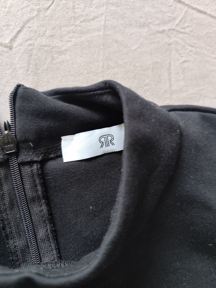 Petite robe noire - photo numéro 2