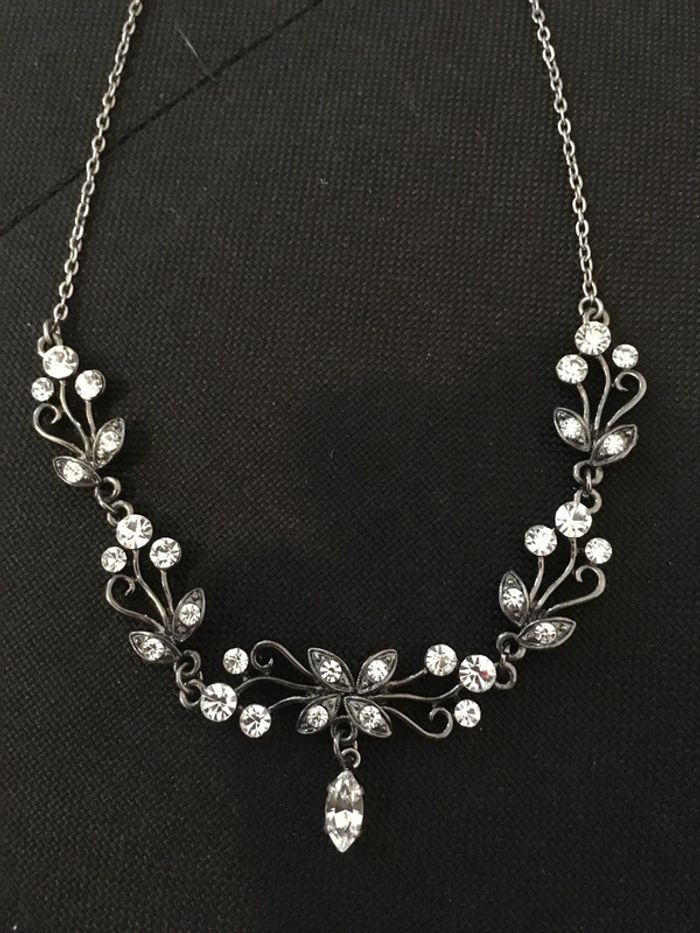 Collier neuf - photo numéro 2