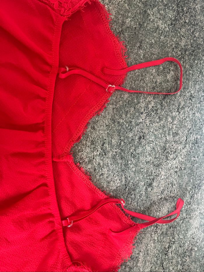Top rouge - photo numéro 5