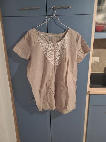 Tunique BlanchePorte beige et blanche / Taille 54