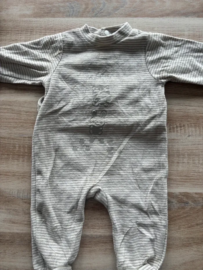 Lot de pyjama 3 mois - photo numéro 5