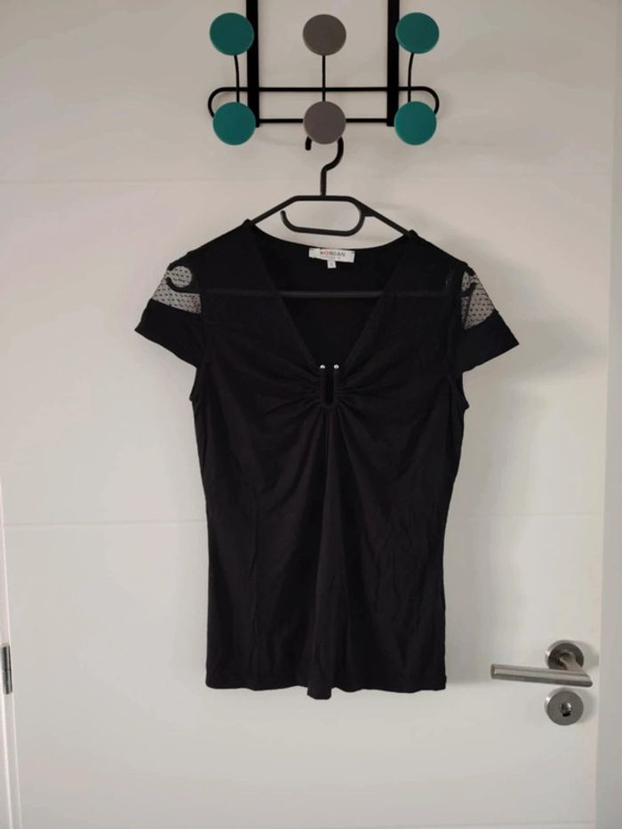 Haut noire manche courte taille s