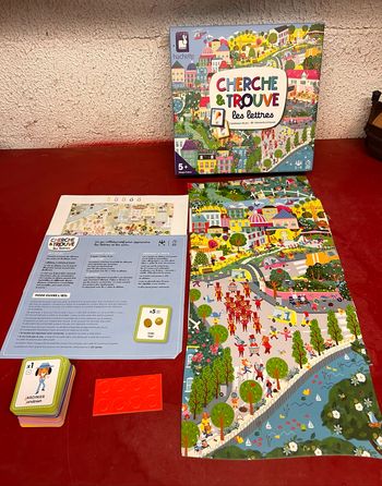Cherche et trouve les lettres Hachette