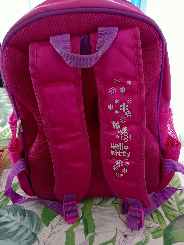 Cartable Hello Kitty - photo numéro 2