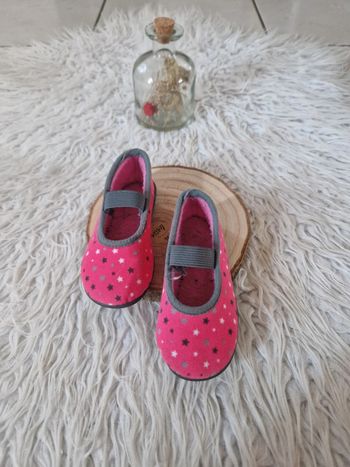 Chaussons bébé fille P 23