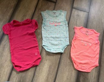 Lot 3 bodys 3M été