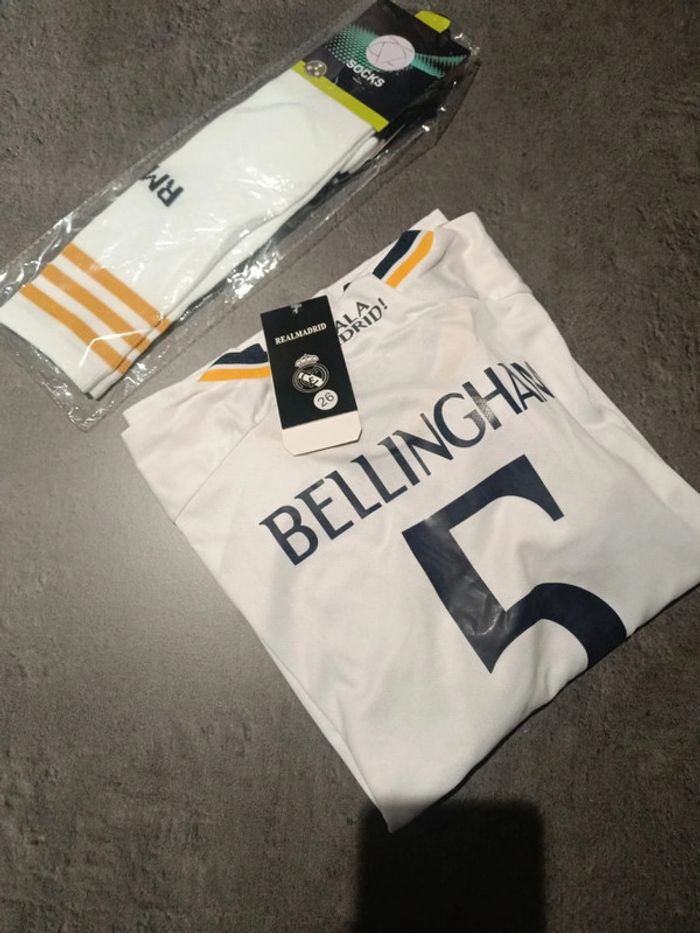 Tenue football real Madrid Jude Bellingham blanc. T.26 - photo numéro 4