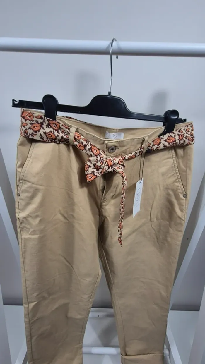 Pantalon Chino Femme Sarah John XL (42) + Ceinture Imprimée - A17 - photo numéro 2