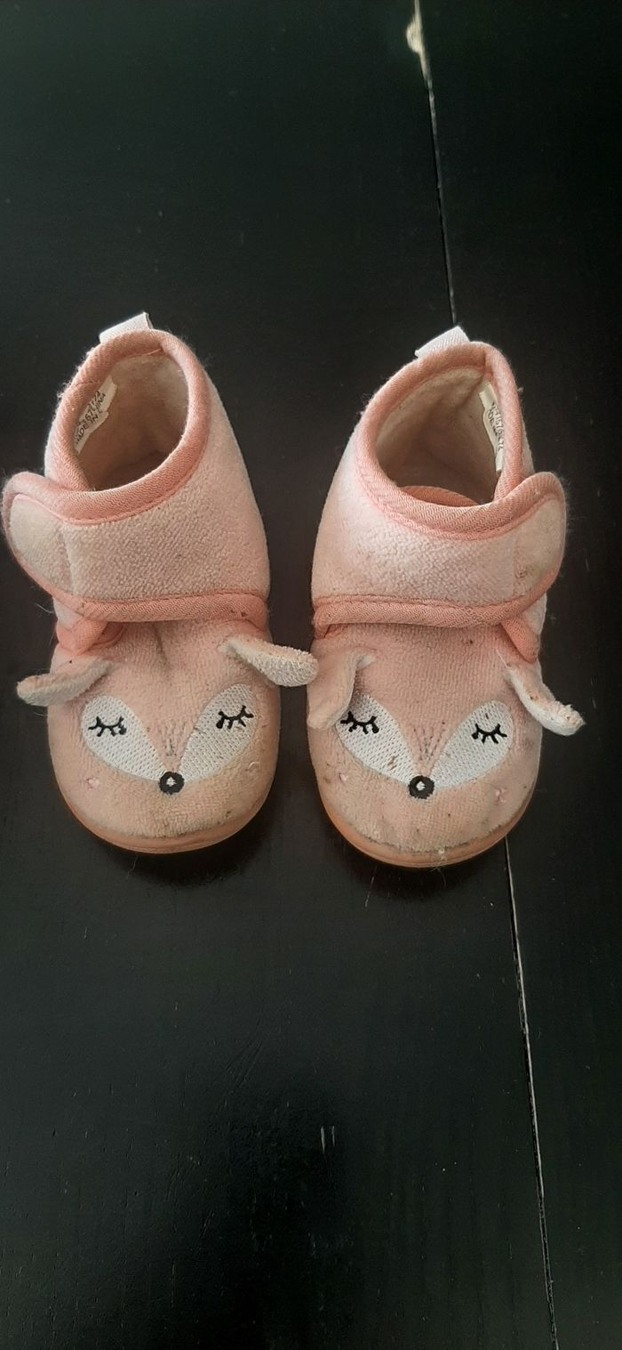 Lot chaussures/chaussons - photo numéro 3