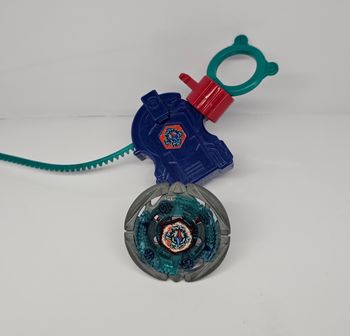 Toupie Beyblade Métal Masters Flame Byxis