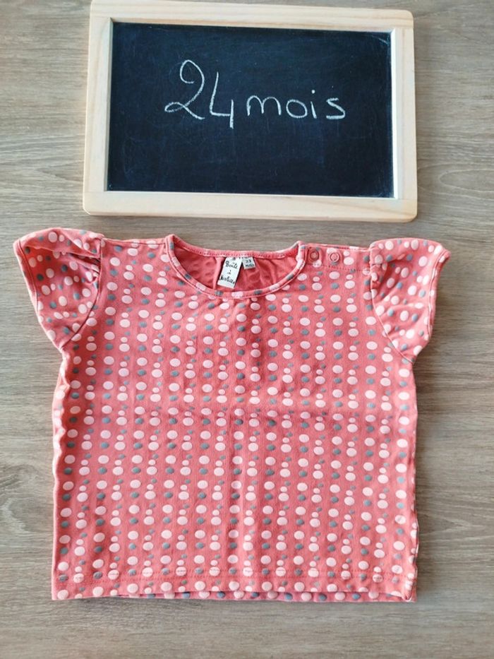 T shirt fille manches courtes taille 24mois
