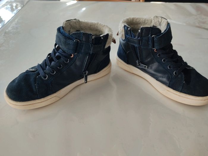 Chaussures hautes fourrées pointure 31 - photo numéro 2