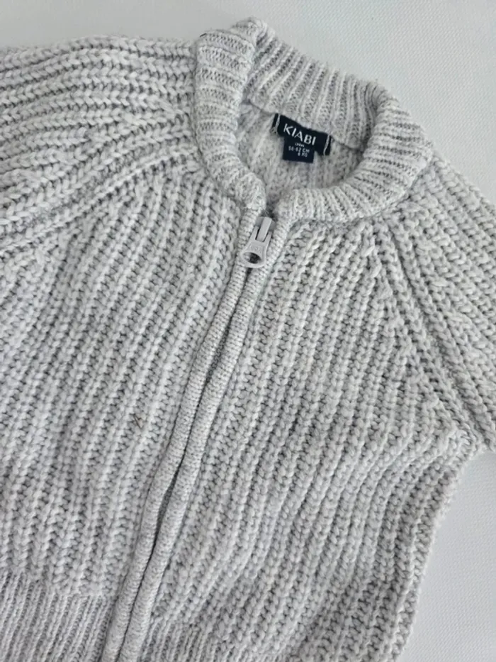 Gilet gris - photo numéro 2