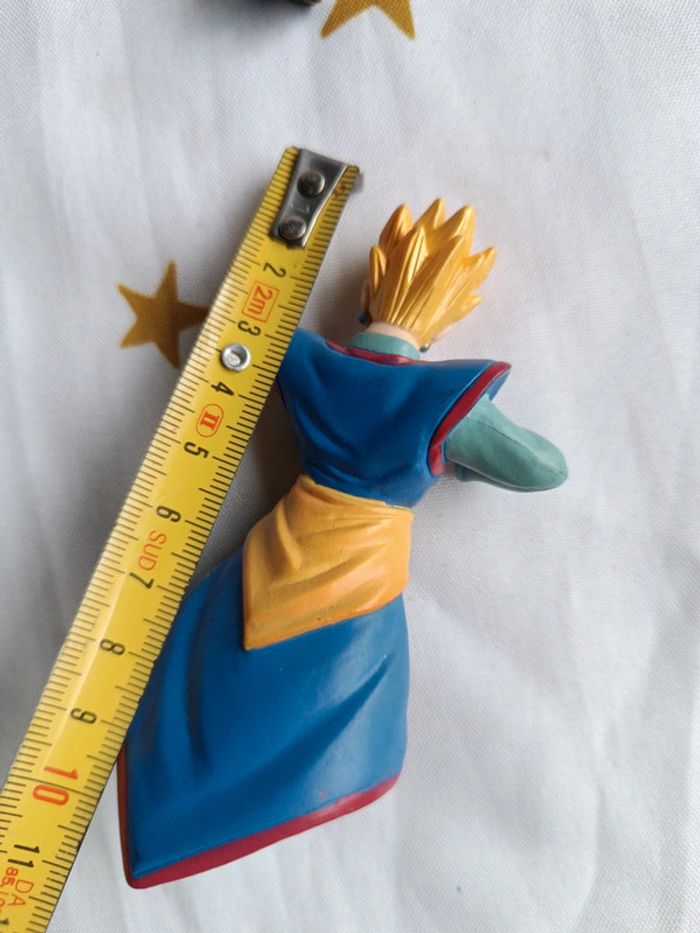 Figurine Dragon Ball Z - Trunks Futur Ado 24cm - PVC - 2 Têtes - 2023 - Neuf
