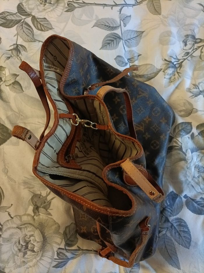 Sac  en cuir en très bon état - photo numéro 7