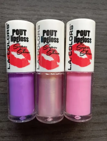 Lot 3 gloss (brillants à lèvres)