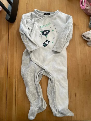 Pyjama velours gris et blanc 12 mois