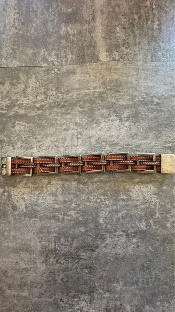 Bracelet cuir aimanté