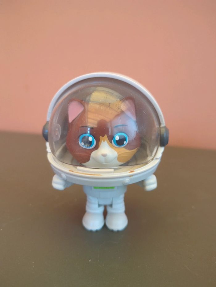 Figurine 44 Chats