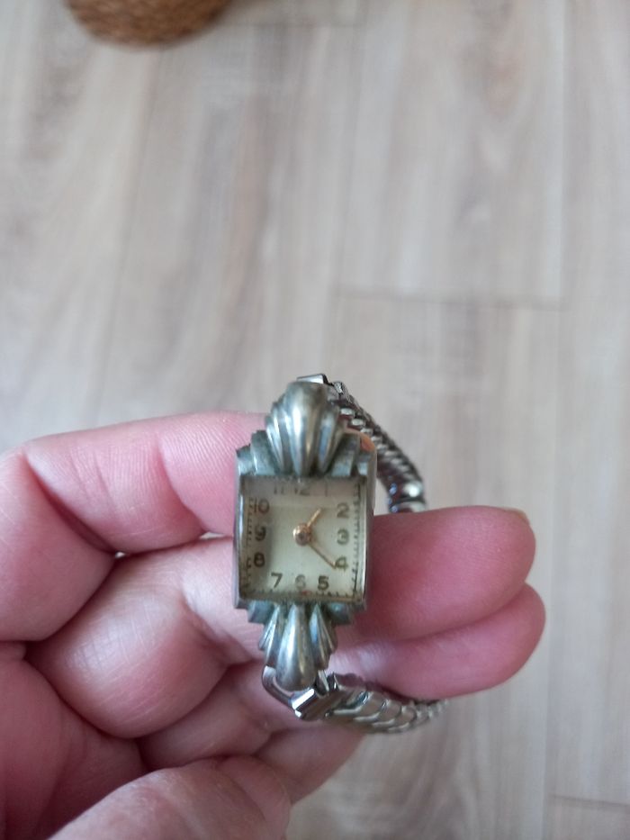 montre femme des années 40 - photo numéro 3