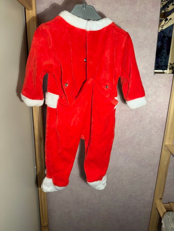 Pyjama de Noël bébé – Minnie Mouse – Velours rouge – Taille 6M - photo numéro 2