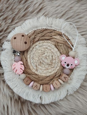 Attache tétine personnalisée