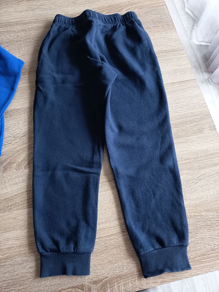 Ensemble de jogging - photo numéro 3