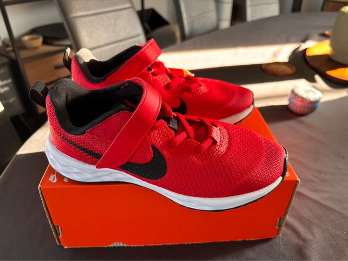 Baskets Nike P.33,5 neuves unisex - photo numéro 5