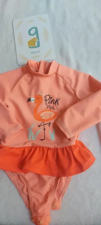 Maillot de bain bébé fille 9 mois