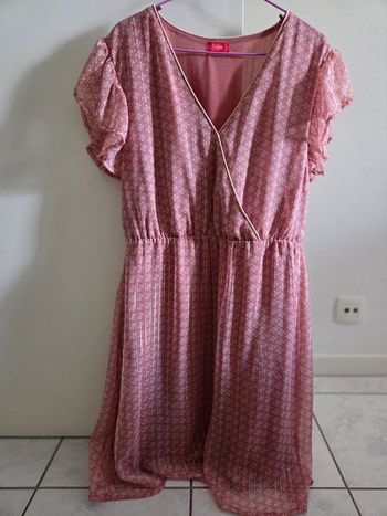 Robe rose