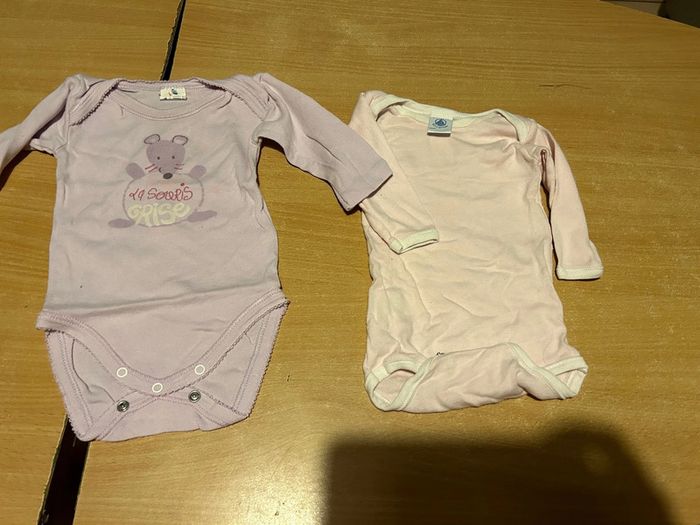 Lit de 25 vêtements taille 3 mous - photo numéro 12