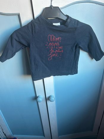 Tee shirt manches longues bleu marine , 6 mois , tape à l’œil
