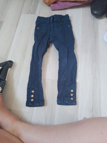 Jean slim taille 3 ans