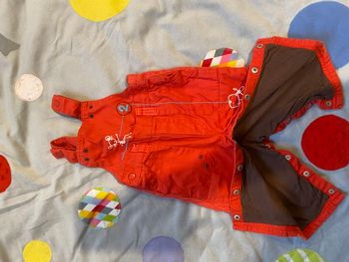 Jolie salopette rouge doublé hiver 6 mois 67cm - photo numéro 2