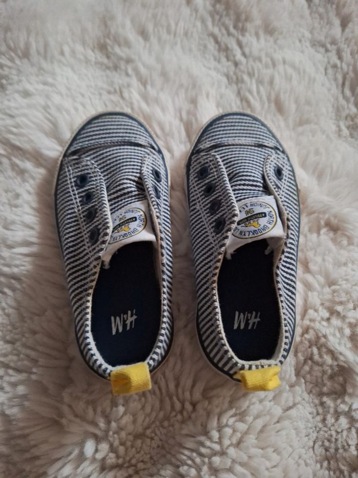 👟 Baskets enfant H&M – North Brooklyn 👟 t24 #CHAUGA-006 - photo numéro 2
