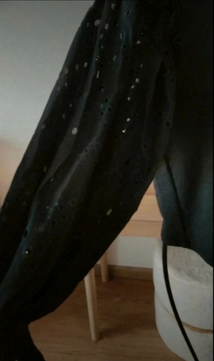 Sweat noir Zara taille M. - photo numéro 3