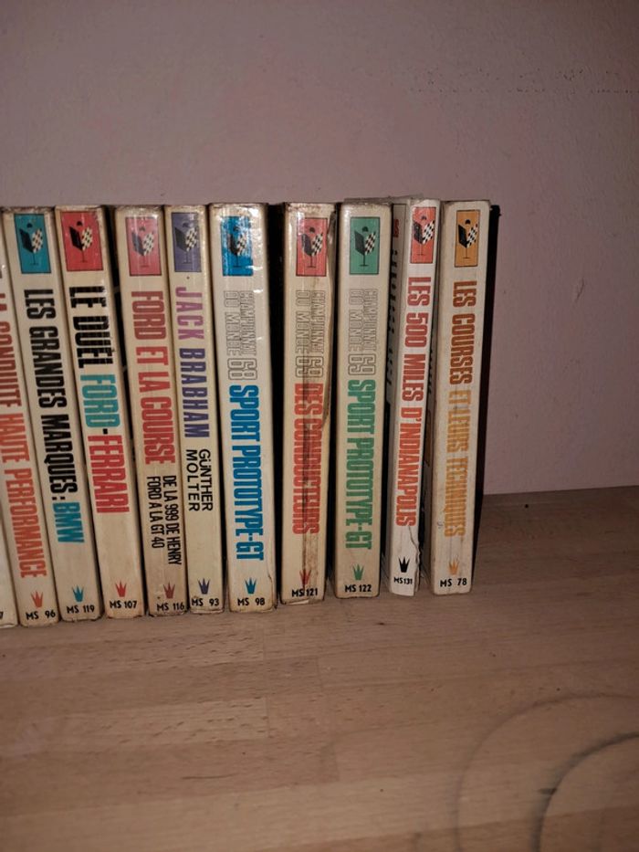 Lot de Livre marabout sur l'automobile à 10€ la pièce - photo numéro 4