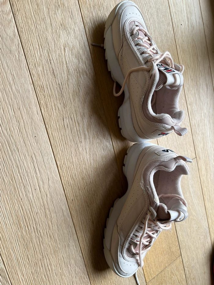 Chaussure fila rose pale bon état taille 38. - photo numéro 2