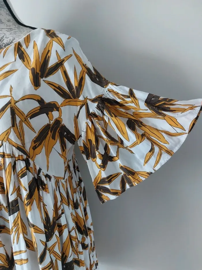 Robe courte fantaisie - photo numéro 3