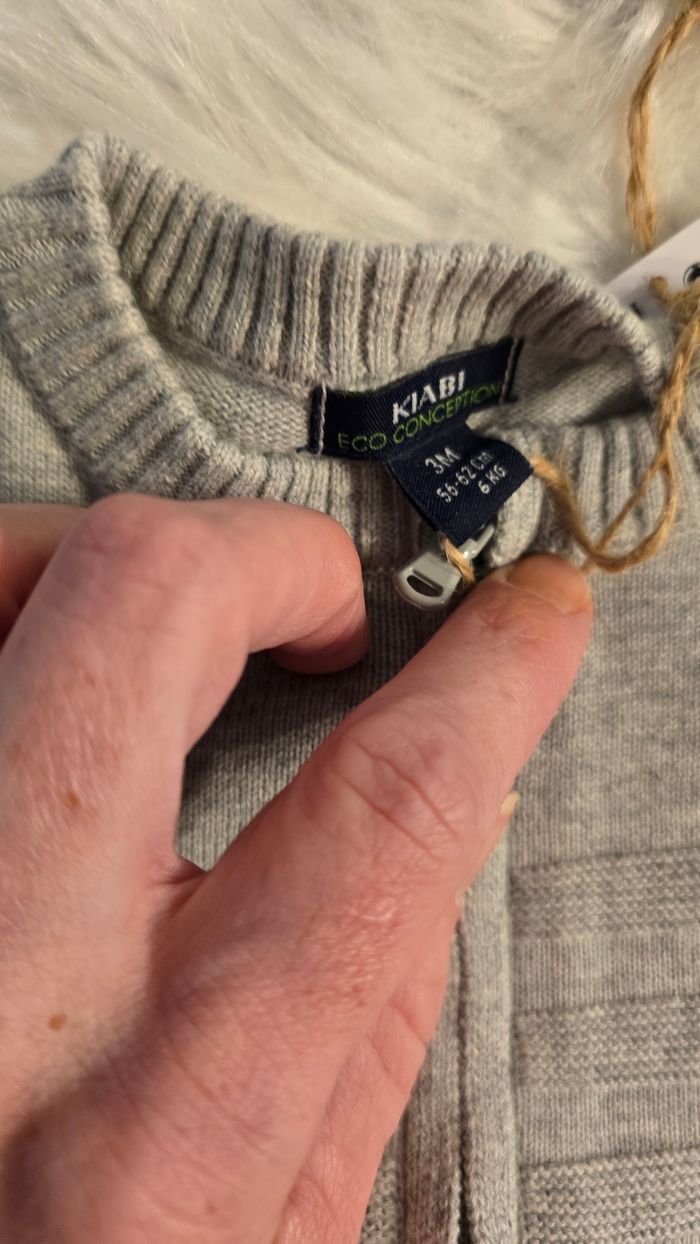 (Neufs non portés) 🏷🤩🥰💙superbe  LOT gilet et pulls 3 mois garçon 💙🥰🤩 - photo numéro 5