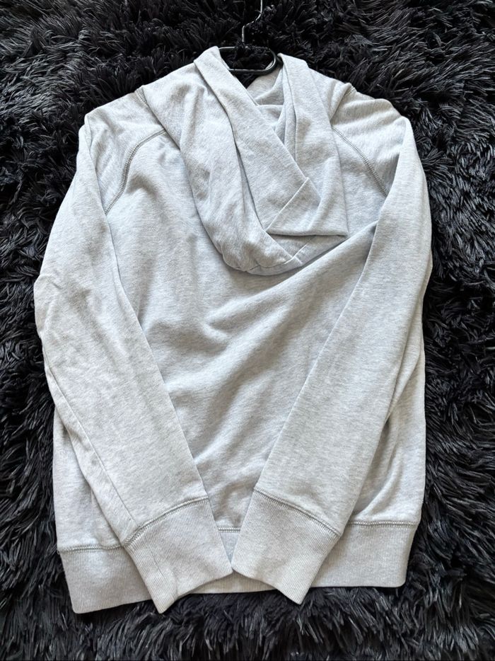 Sweat gap - photo numéro 4