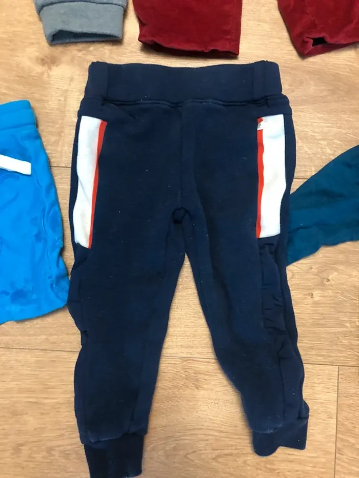 Lot de 6 vêtements bébé 12 mois - photo numéro 3