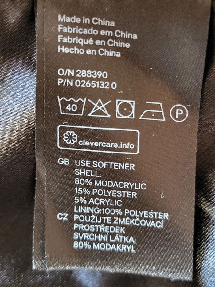 Incroyable veste sans manches en fausse fourrure H&M - photo numéro 13