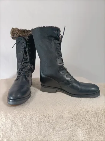 Bottes noir en cuir fourré - Aigle T 39