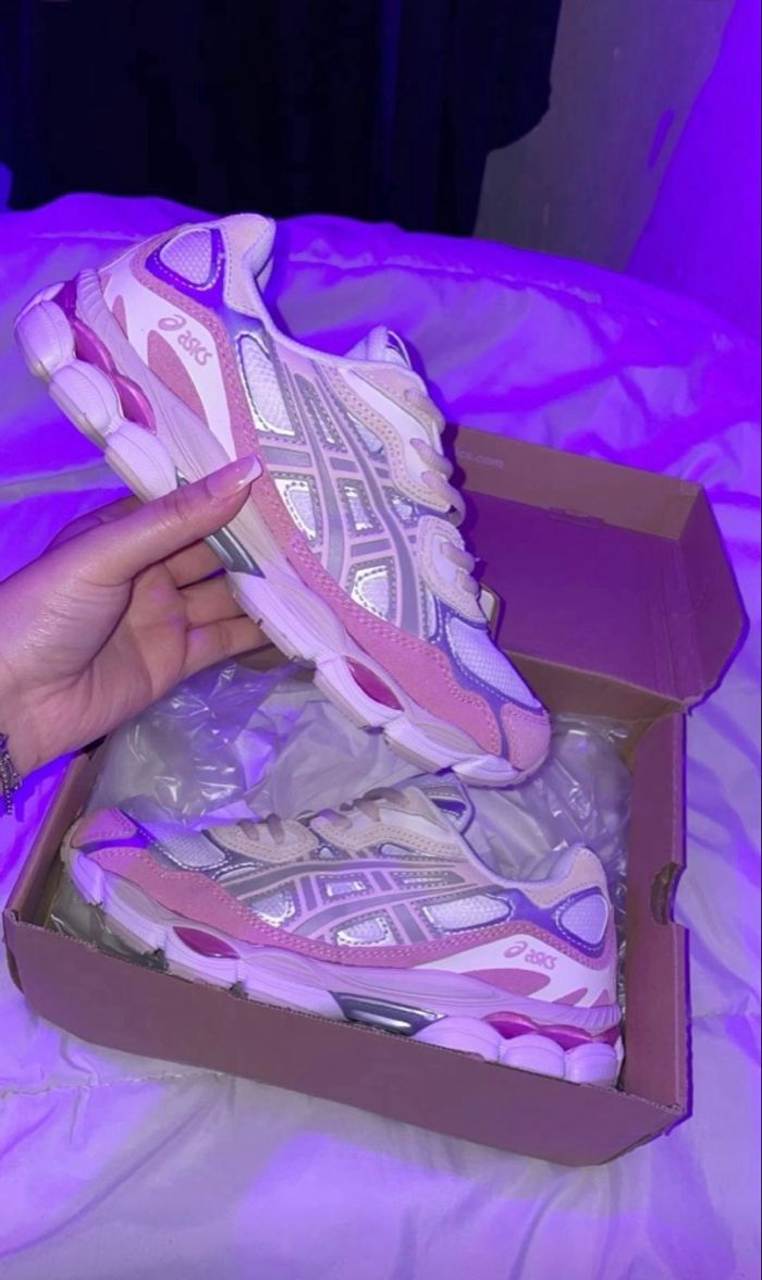 Asics gel nyc rose blanche 40