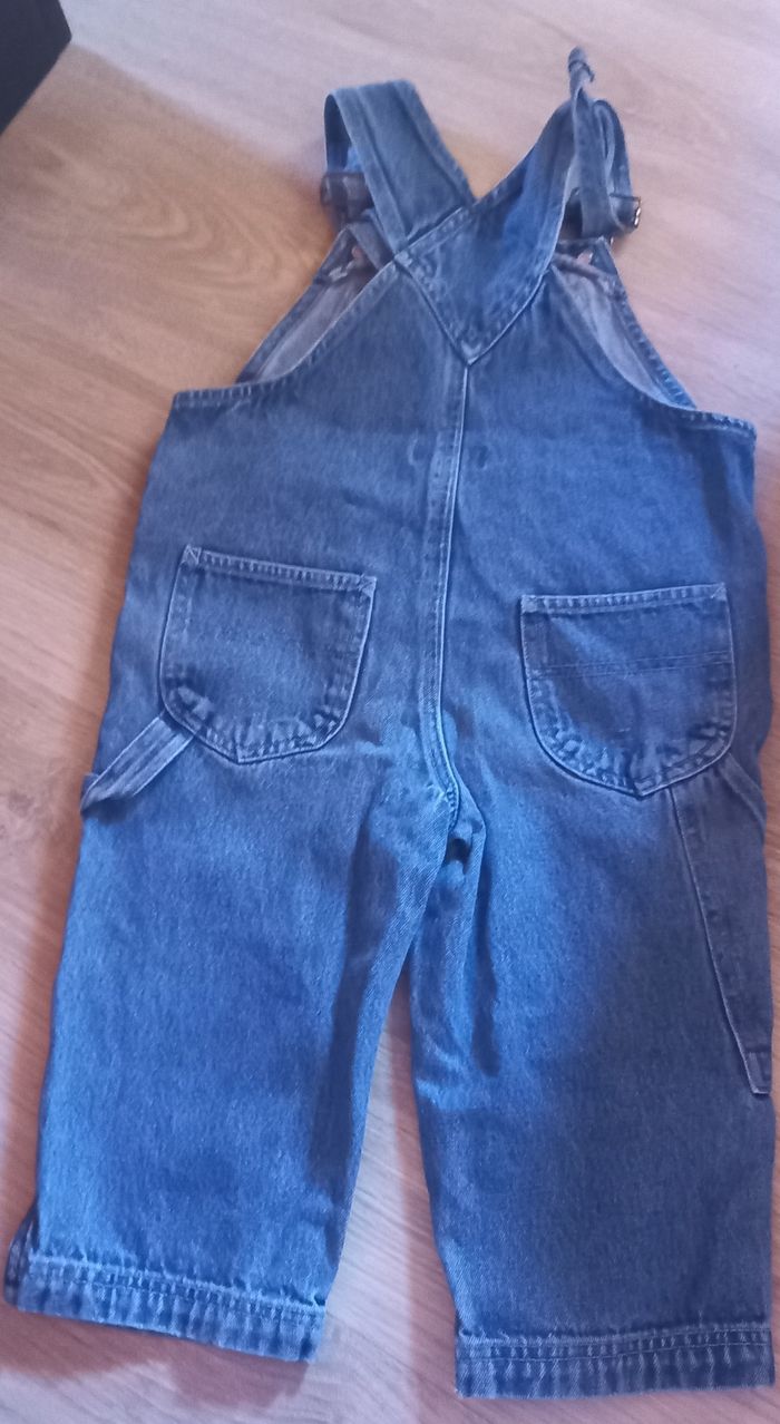 Salopette en jeans taille 3 ans - photo numéro 3