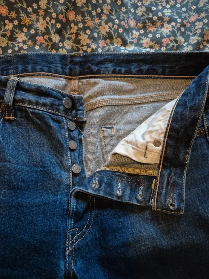 Jean levis 501 - photo numéro 2