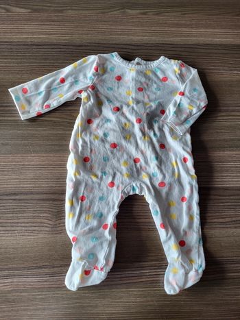 Pyjama taille 3 mois (62 cm)